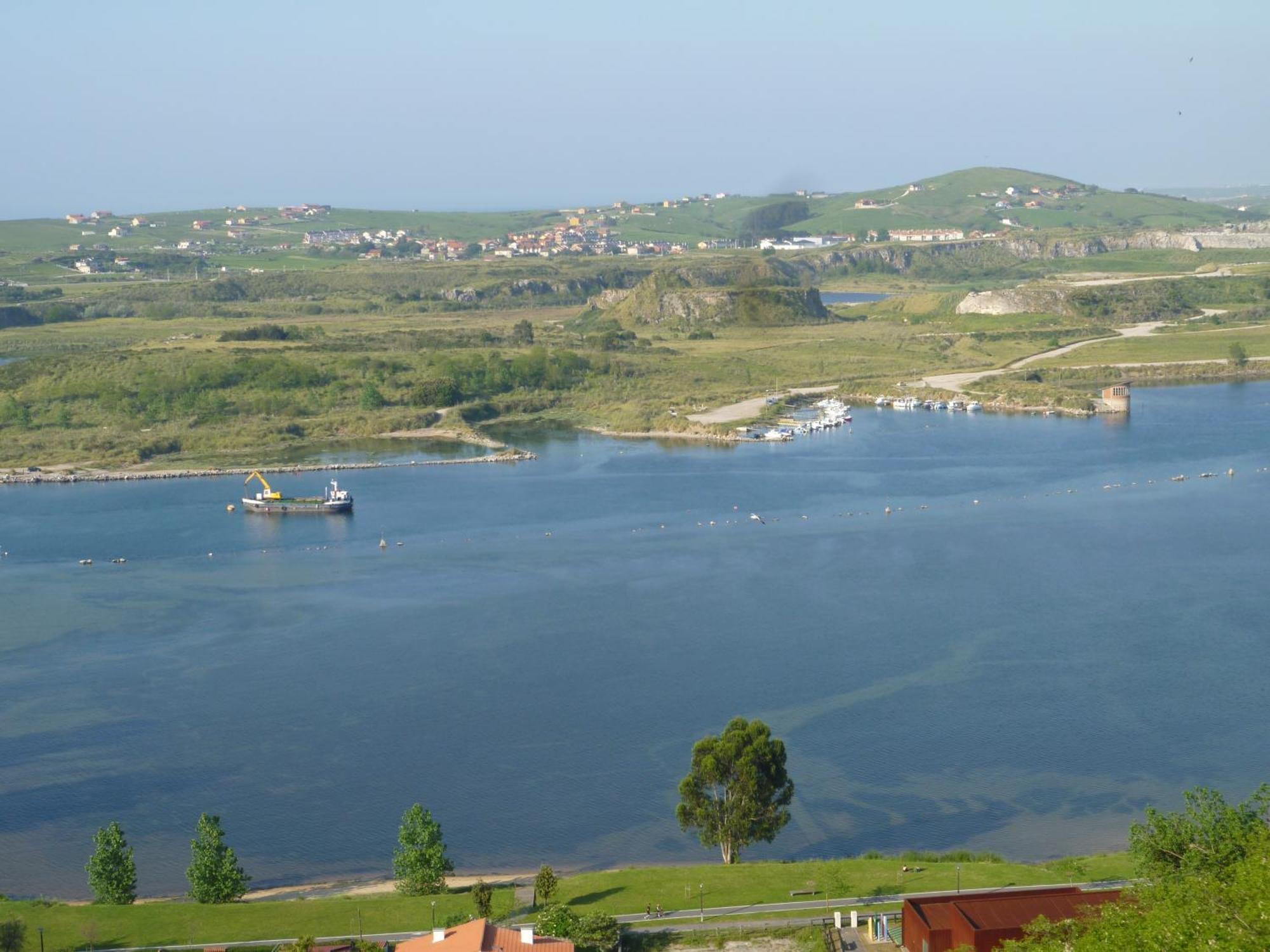 Apartamentos La Fuente De Enmedio Suances Kültér fotó